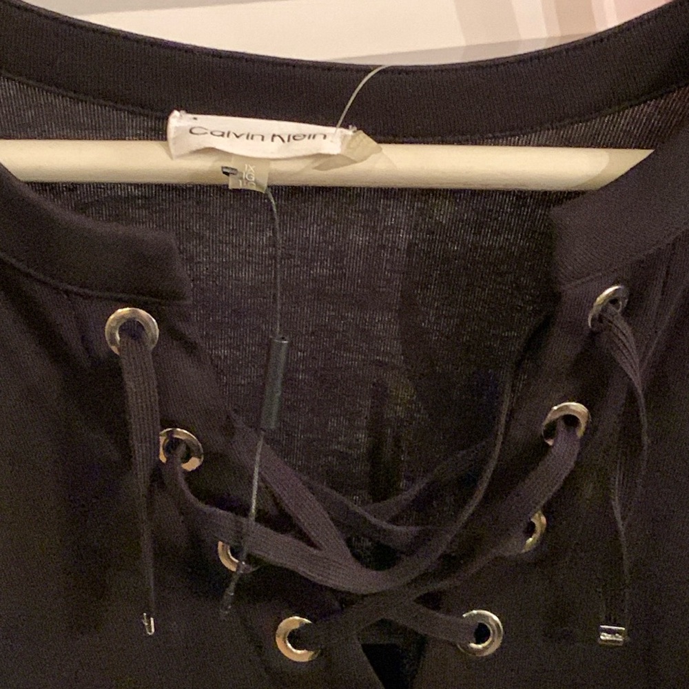 Calvin Klein Gracy Lace Front Knit Black 1X Never Worn
